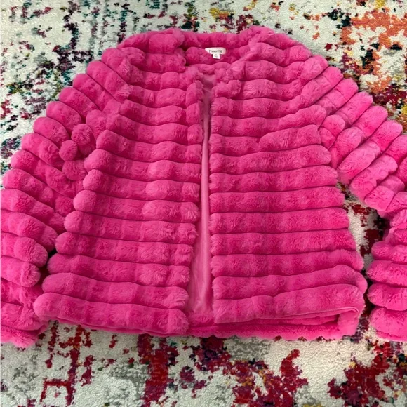 Pink Faux Furr Jacket Plush Cozy Outerwear - Picture 2 of 4